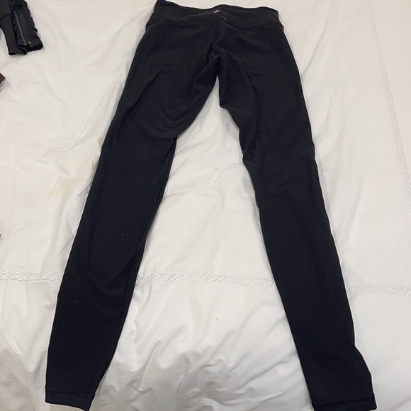 Lululemon leggings - Picture 2 of 6